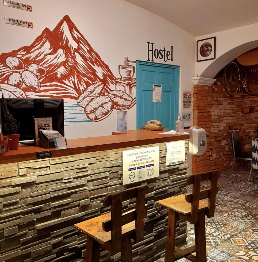 Nikikot Hostel & Hotel Antigua Exteriör bild